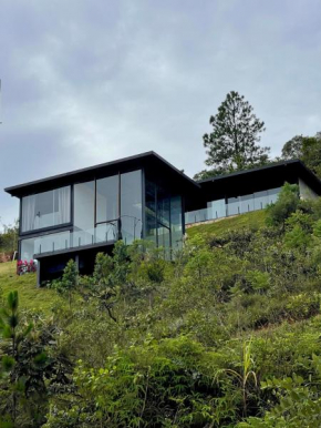 Casa Vilas Boas Macacos